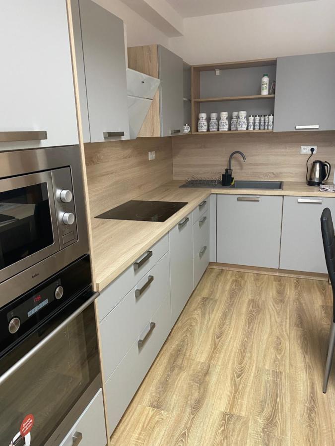 Apartman Solax, Ucnovska 8, Kosice Saca Zewnętrze zdjęcie